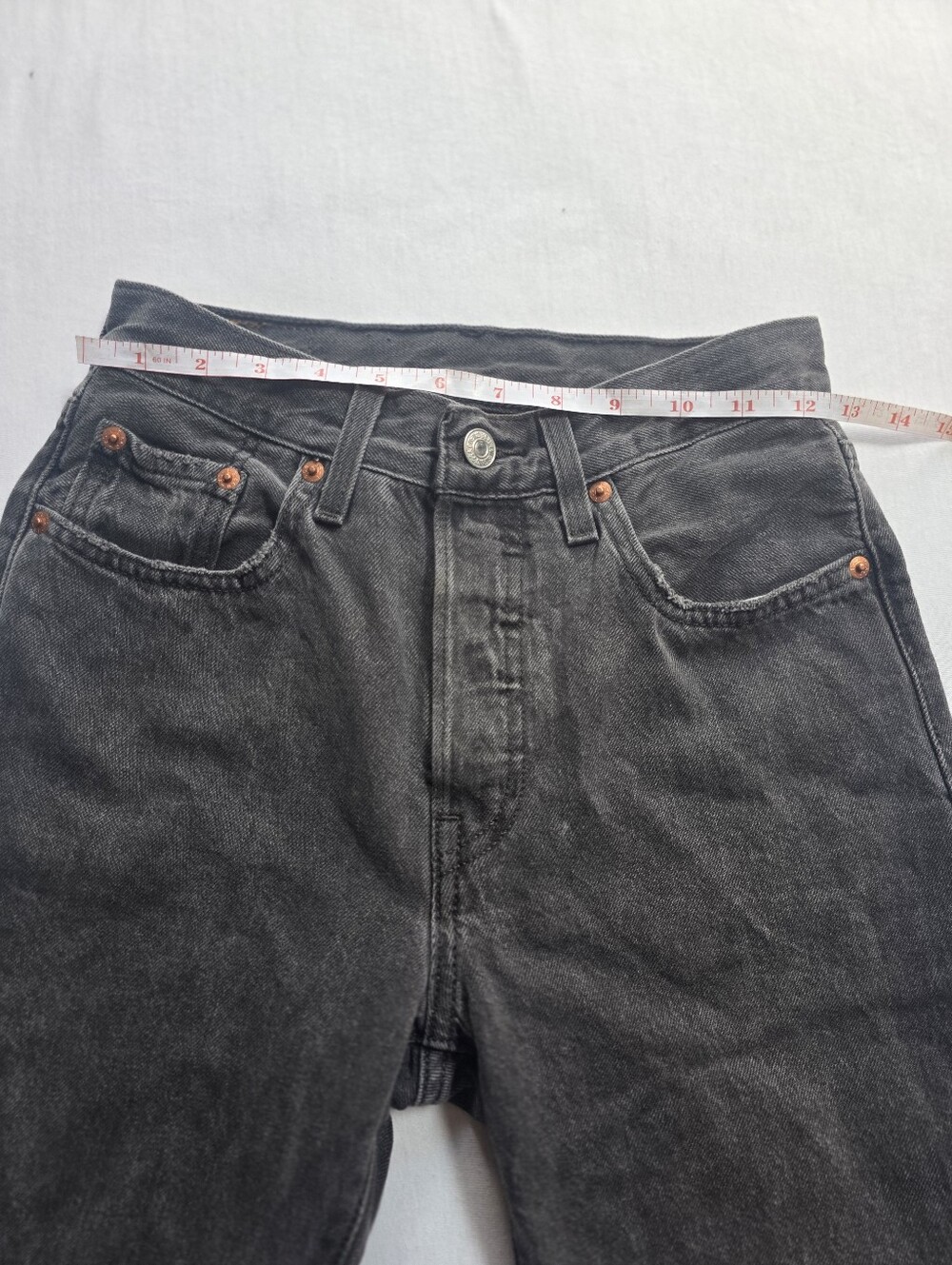 Levi's 501 Original Black Jeans Raw Hem Button Fly Women's W24 L26 - Picture 6 of 8